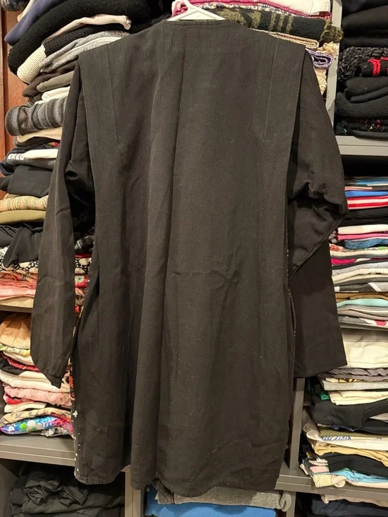 VINTAGE Embroidered Jacket - Picture 6 of 11